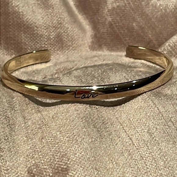 Gold Love Minimalist Cuff Bracelet - Picture 2 of 3